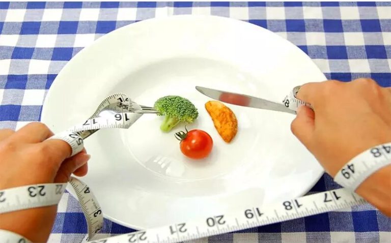 آیا رژیم‌های غذایی بسیار کم‌کالری بی‌خطرند؟